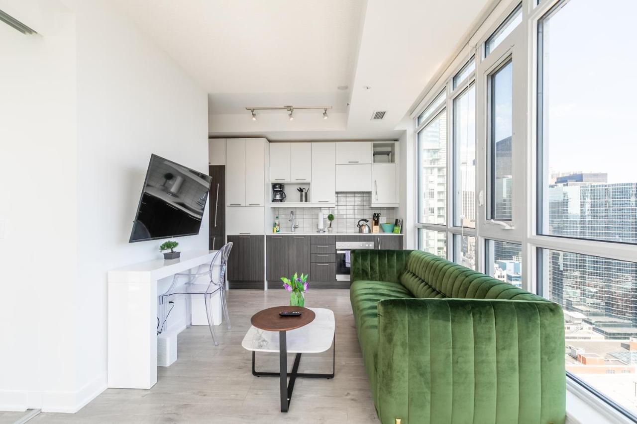 Luxury 2 Bedroom In The Heart Of Entertainment District W/ Cn Tower View Toronto Exterior foto